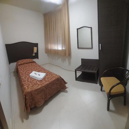 Hotel Costa Azul Balestrate Bagian luar foto