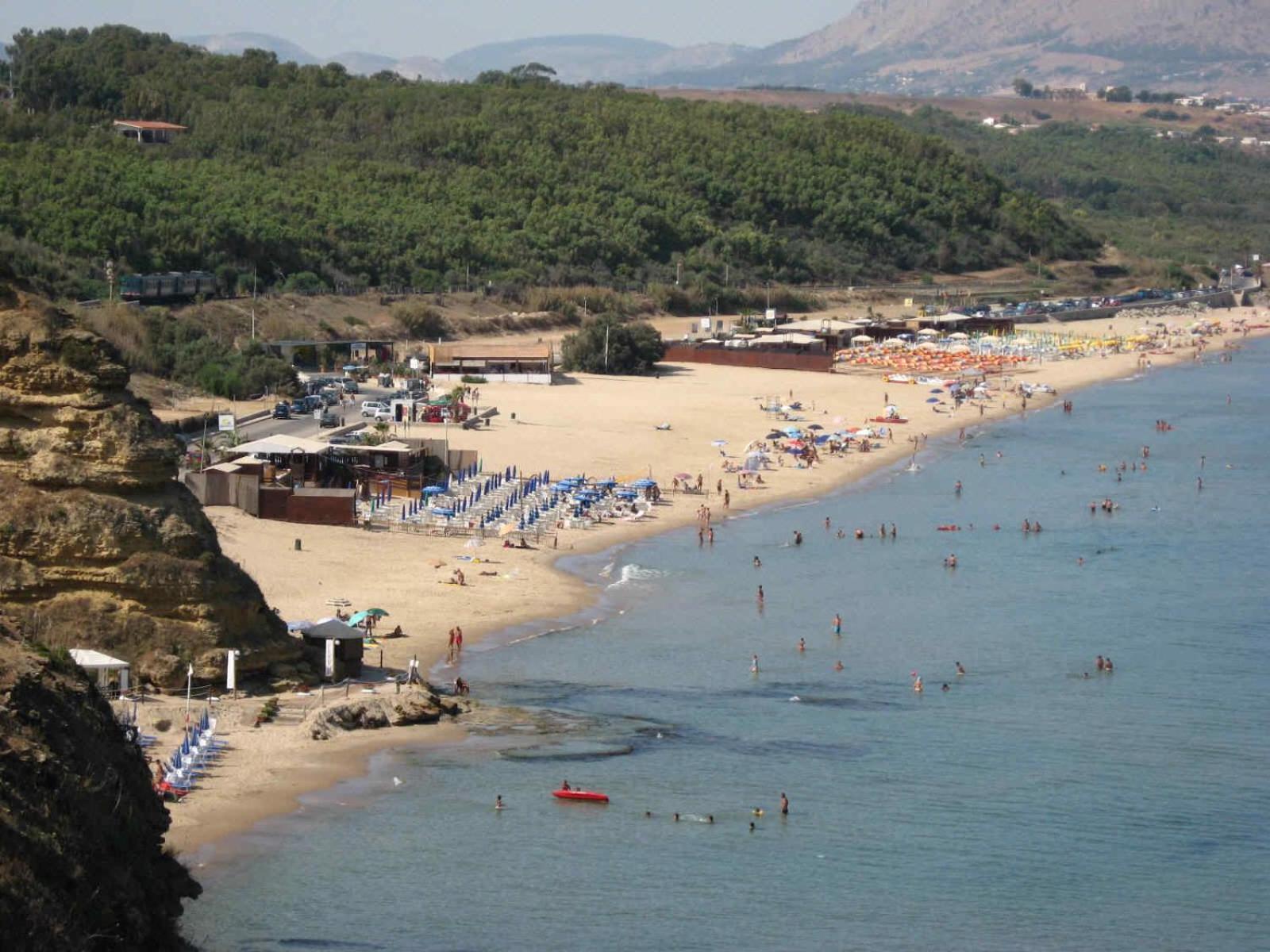 Hotel Costa Azul Balestrate Bagian luar foto