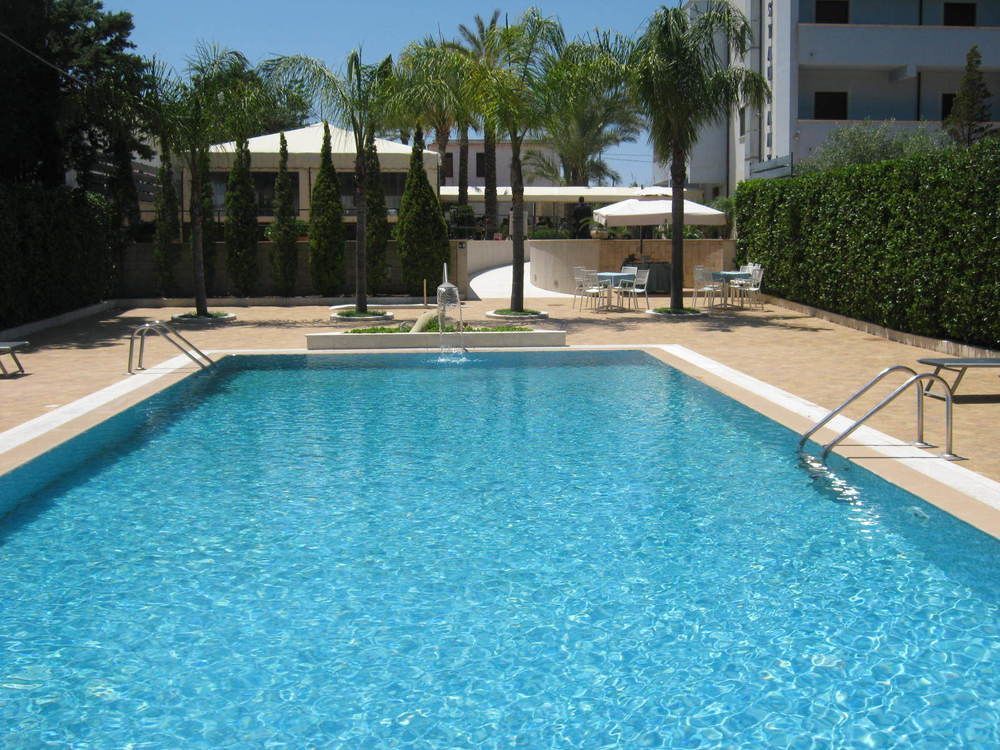 Hotel Costa Azul Balestrate Bagian luar foto